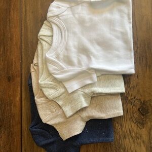 Carter’s Simply Joys Classic Cotton Baby Onesies Pack of 4 Neutral Colors NWOT